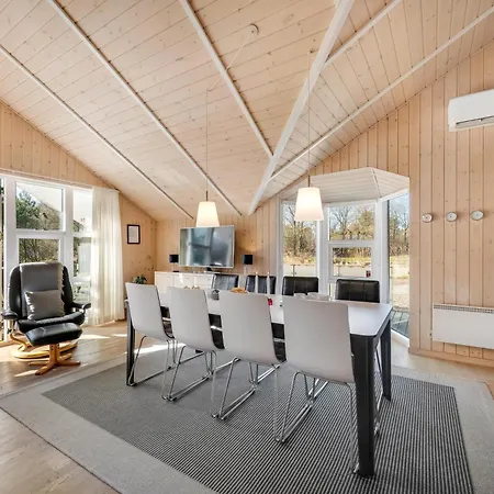 Lovely With Sauna, And Covered Terrace Feriehus